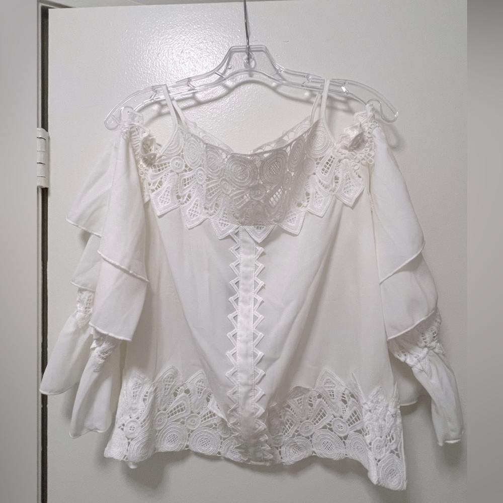 White blouse with open shoulders